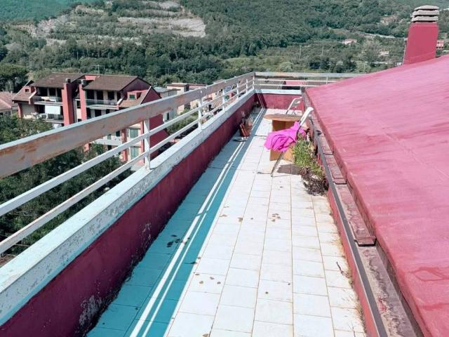 Attico in affitto a Baronissi, Campania