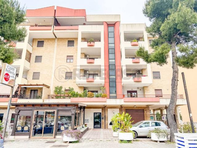 Attico in affitto a Quartiere 167, Puglia