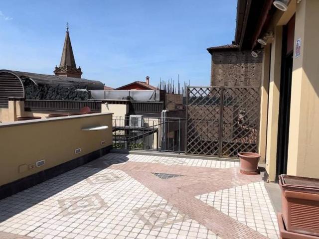 Attico in affitto a Quadrilatero, Bologna