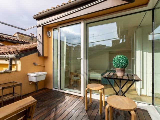 Attico in affitto a Irnerio, Bologna