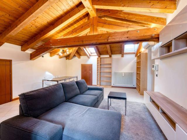 Attico in affitto a Marconi, Bologna