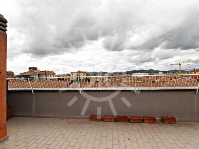 Attico in affitto a Bologna, Reggio Emilia