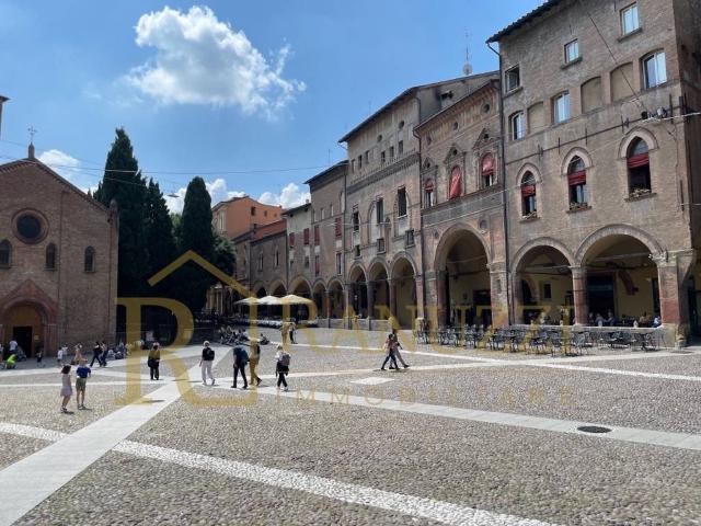 Attico in affitto a Galvani, Bologna