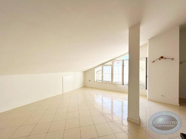 Attico in affitto a Chiesanuova, Bologna