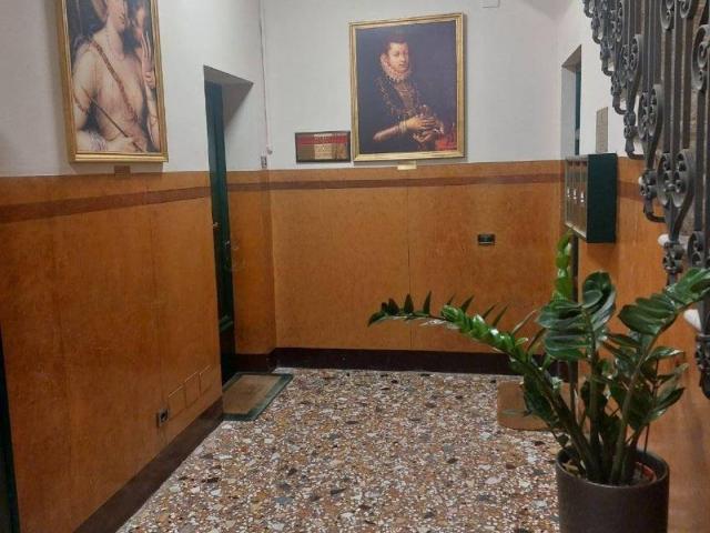 Attico in affitto a Quadrilatero, Bologna