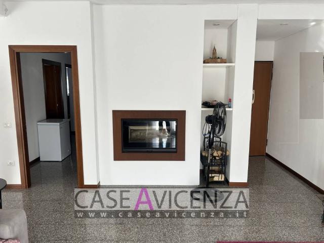 Attico in affitto a Santa Maria di Camisano, Camisano Vicentino