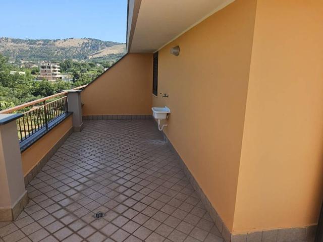Attico in affitto a Caserta, Campania