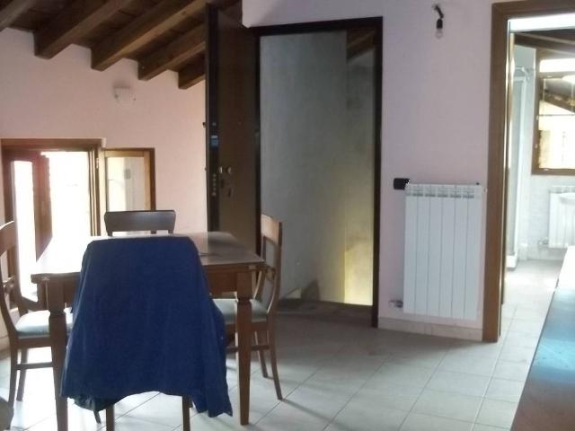 Attico in affitto a Cerano, Novara