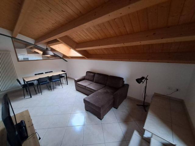 Attico in affitto a Pietragrossa, Chieti