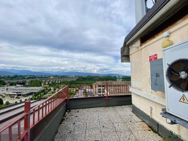 Attico in affitto a Centro Storico, Piemonte