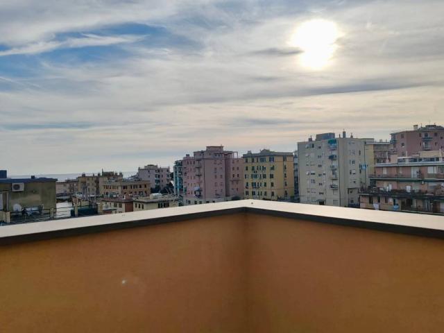 Attico in affitto a Quarto dei Mille, Genova