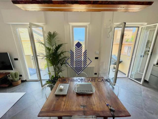 Attico in affitto a Quinto al Mare, Serra Riccò