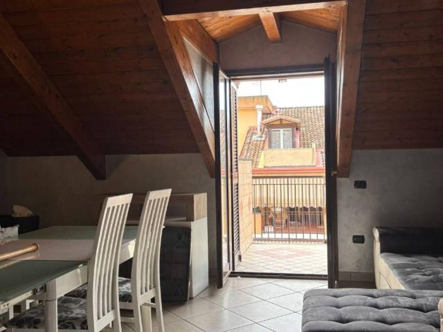 Attico in affitto a Giugliano In Campania, Campania