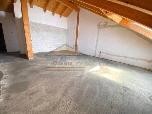 Attico in affitto a Giugliano In Campania, Campania