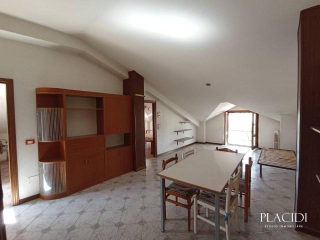 Attico in affitto a Torretta, Tornimparte