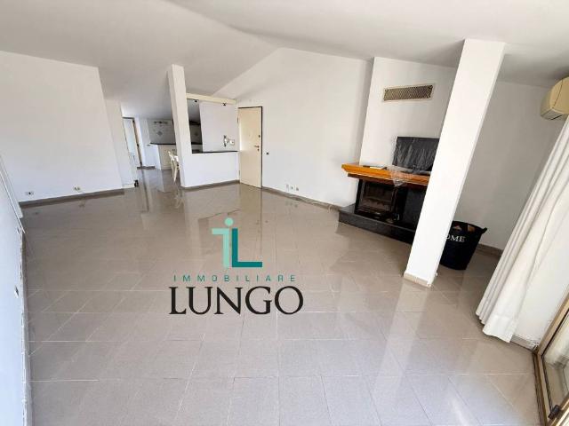 Attico in affitto a Persicara, Latina