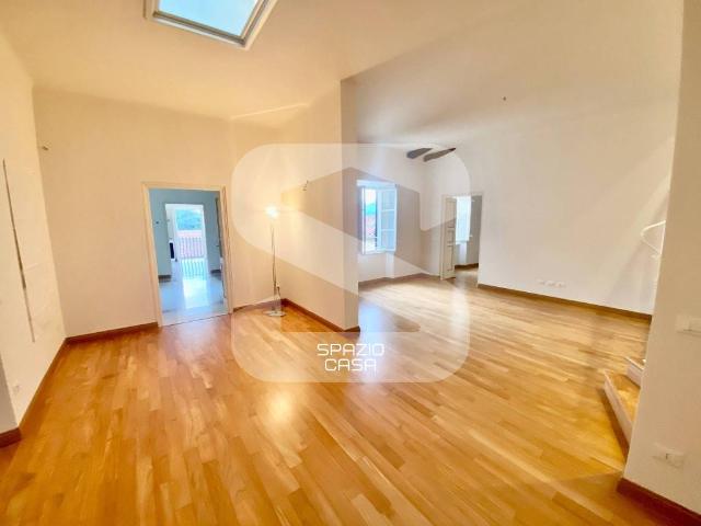 Attico in affitto a Sant'Anna, Bagni Di Lucca Ponte