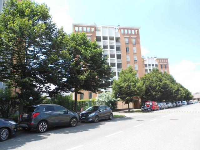Attico in affitto a Mediglia, Lombardia