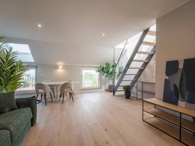 Attico in affitto a Ex Om - Morivione, Milano