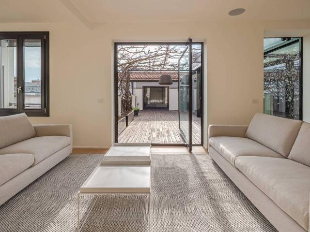 Attico in affitto a Municipio 1, Milano