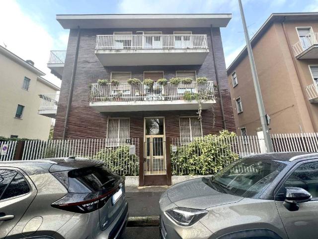 Attico in affitto a Municipio 2, Milano