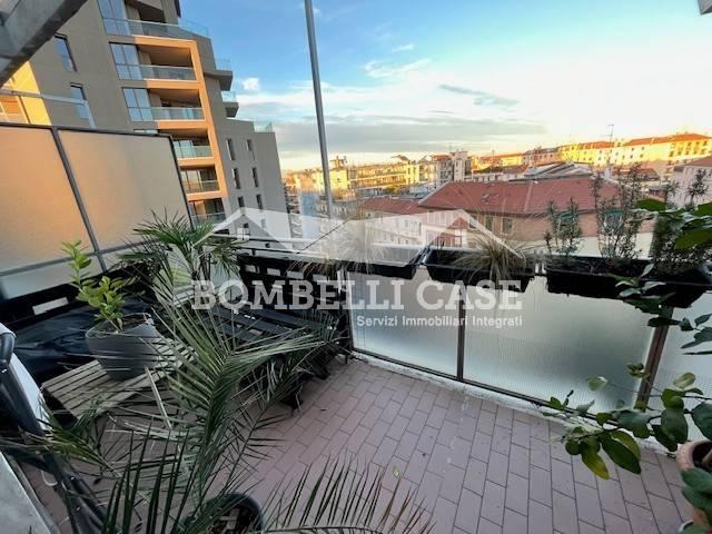 Attico in affitto a Municipio 4, Milano