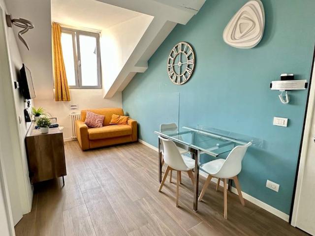 Attico in affitto a Municipio 5, Milano