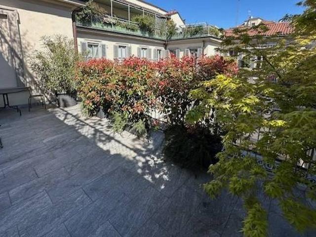 Attico in affitto a Duomo, Milano