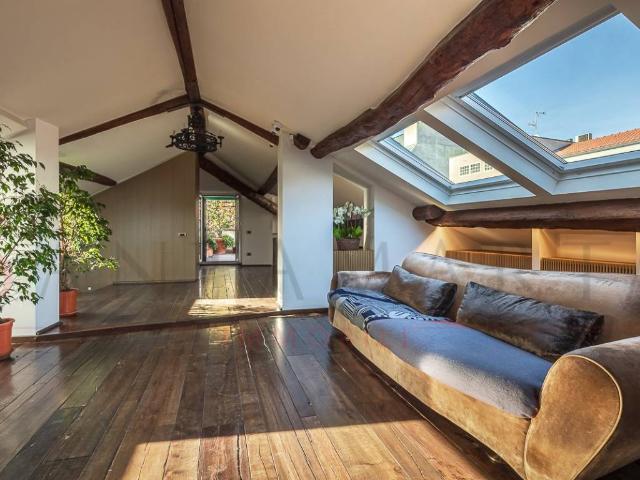 Attico in affitto a Centro storico, Milano