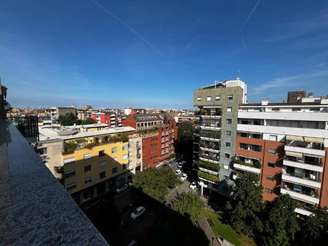 Attico in affitto a Dergano, Milano