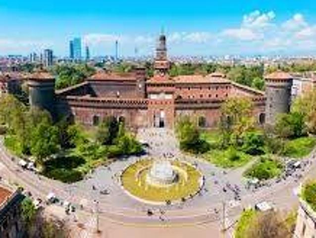 Attico in affitto a Municipio 1, Milano