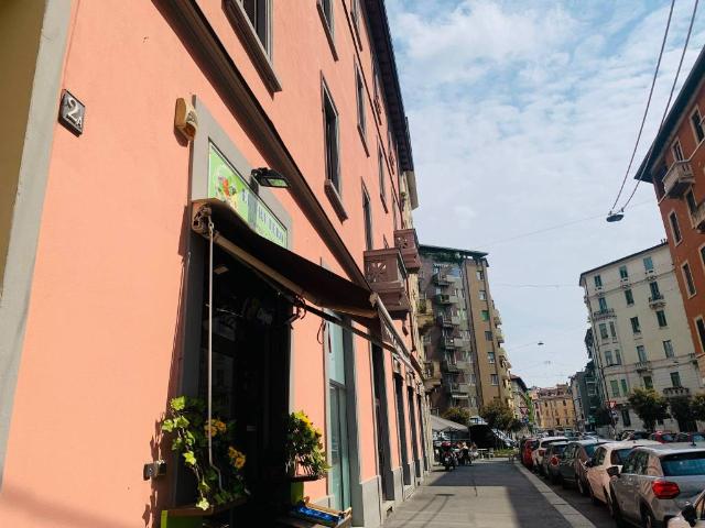 Attico in affitto a Municipio 6, Milano