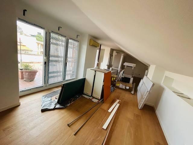 Attico in affitto a Duomo, Milano