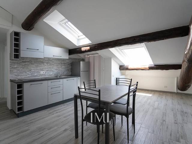 Attico in affitto a Municipio 2, Milano