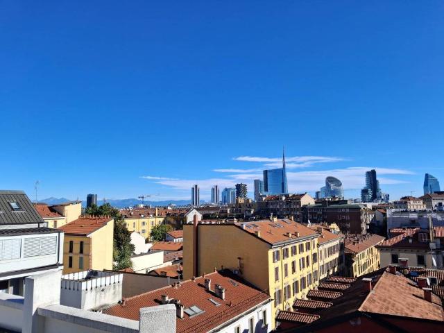 Attico in affitto a Porta Tenaglia, Milano