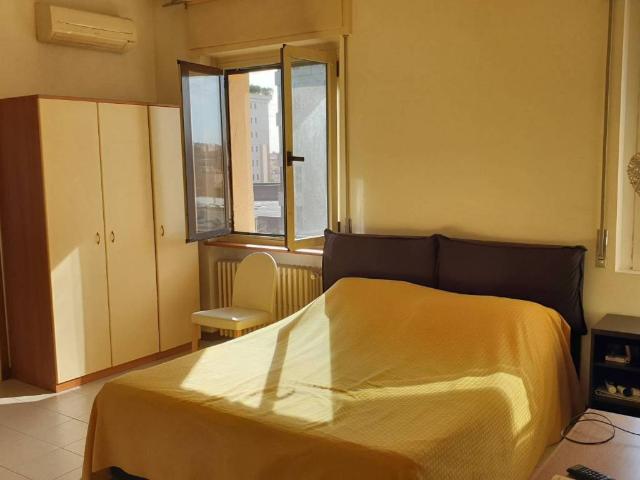 Attico in affitto a Municipio 6, Milano