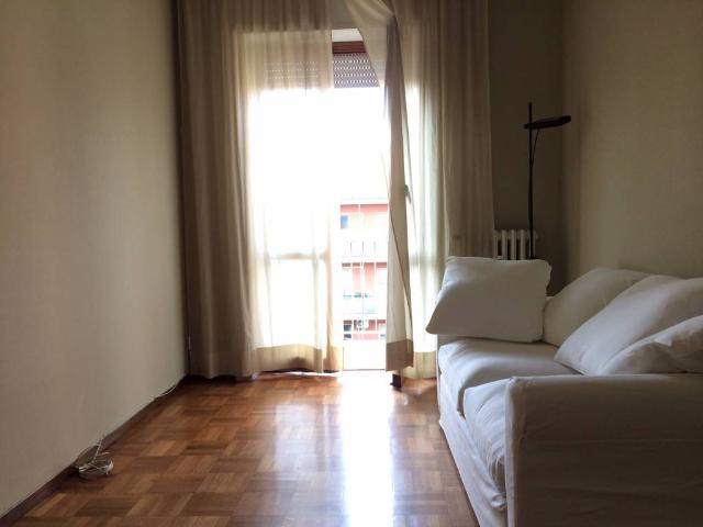 Attico in affitto a Tortona, Milano