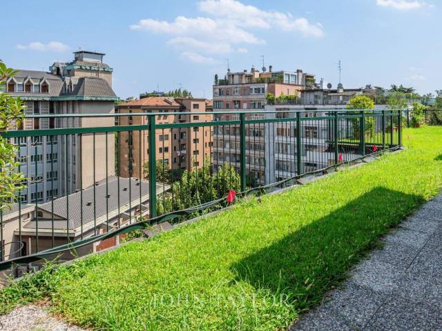 Appartamento in affitto a Municipio 8 di Milano, Milano