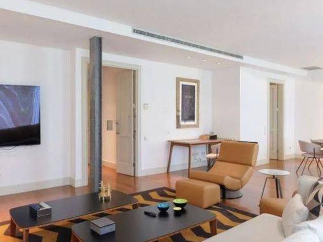 Attico in affitto a Brera, Milano