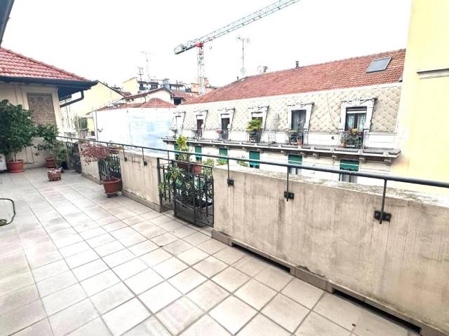 Attico in affitto a Bullona, Milano