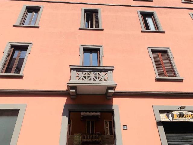 Attico in affitto a Municipio 7, Milano