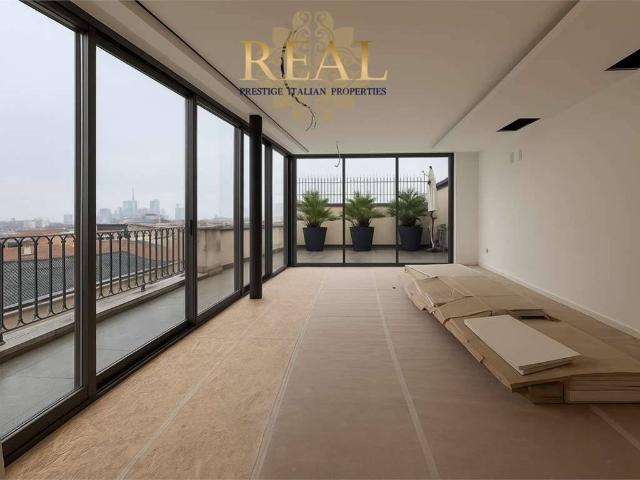 Attico in affitto a Duomo, Milano