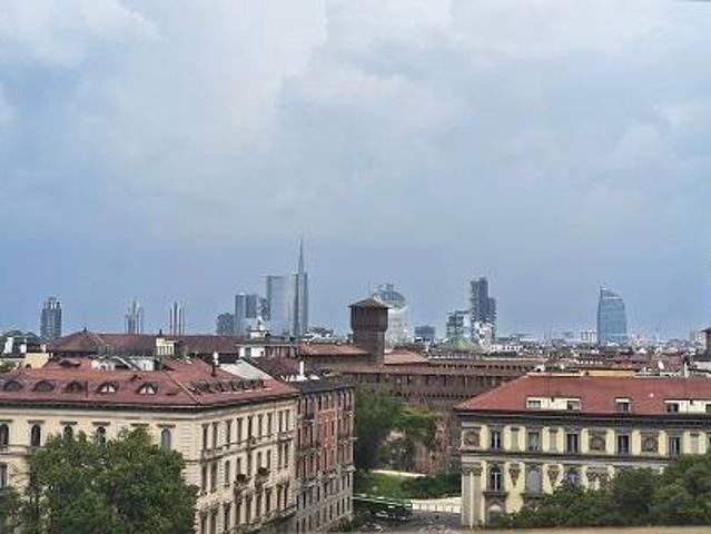 Attico in affitto a Municipio 1, Milano