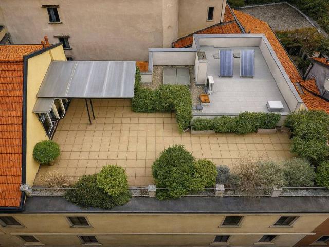 Attico in affitto a Municipio 5, Milano