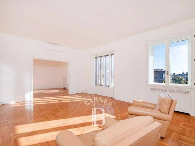 Attico in affitto a Brera, Milano