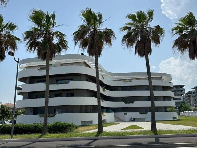 Attico in affitto a Villa Canonico, Montesilvano