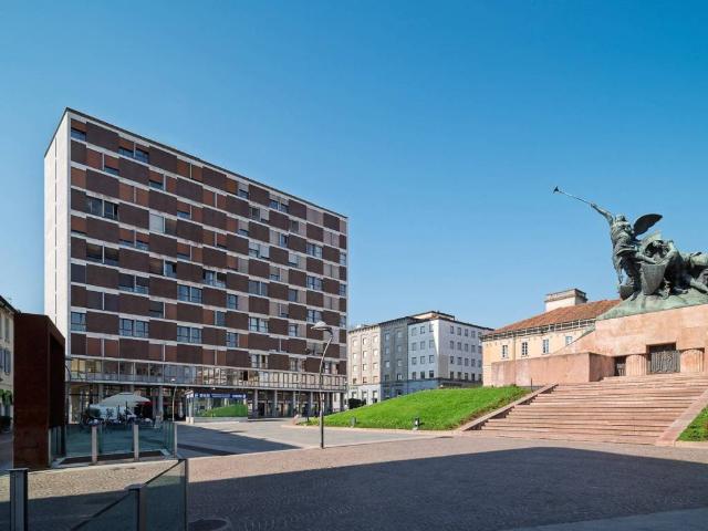 Attico in affitto a Centro, Monza