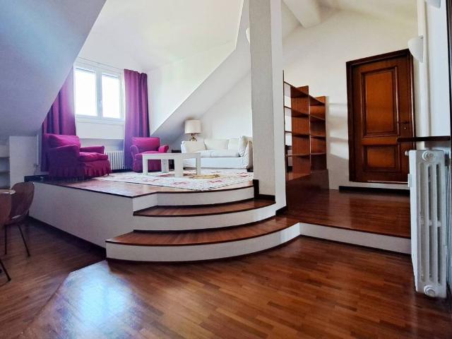 Attico in affitto a Monza, Borghetto