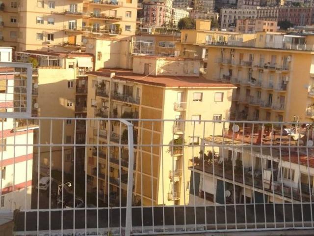 Attico in affitto a Municipalità 1, Napola