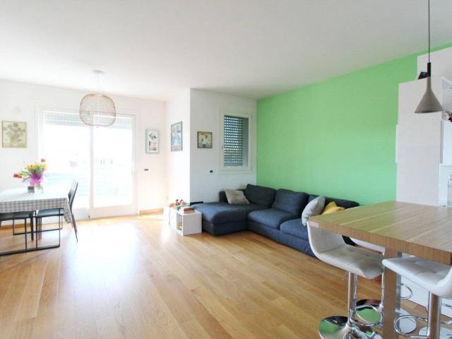 Attico in affitto a Buco del Signore, Re